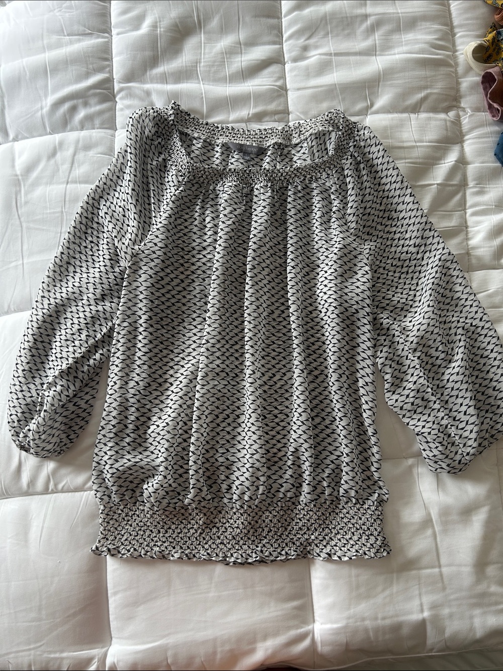 Daisy Fuentes Black & White Printed Smocked-Hem Blouse